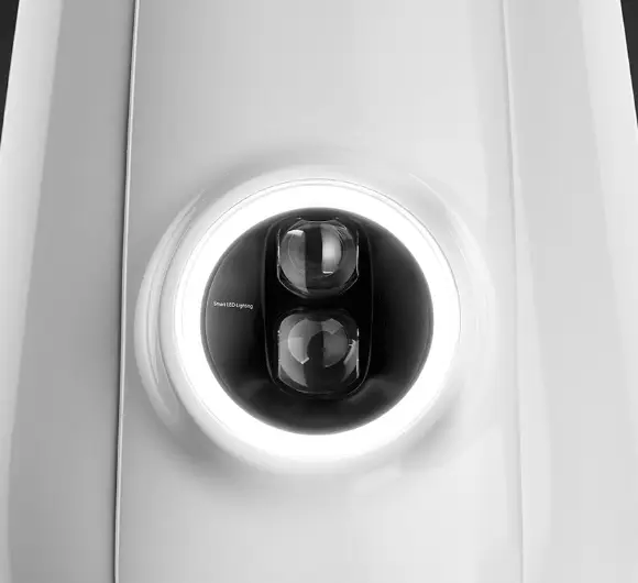 Fehér Niu közeli elölről a lámpáról